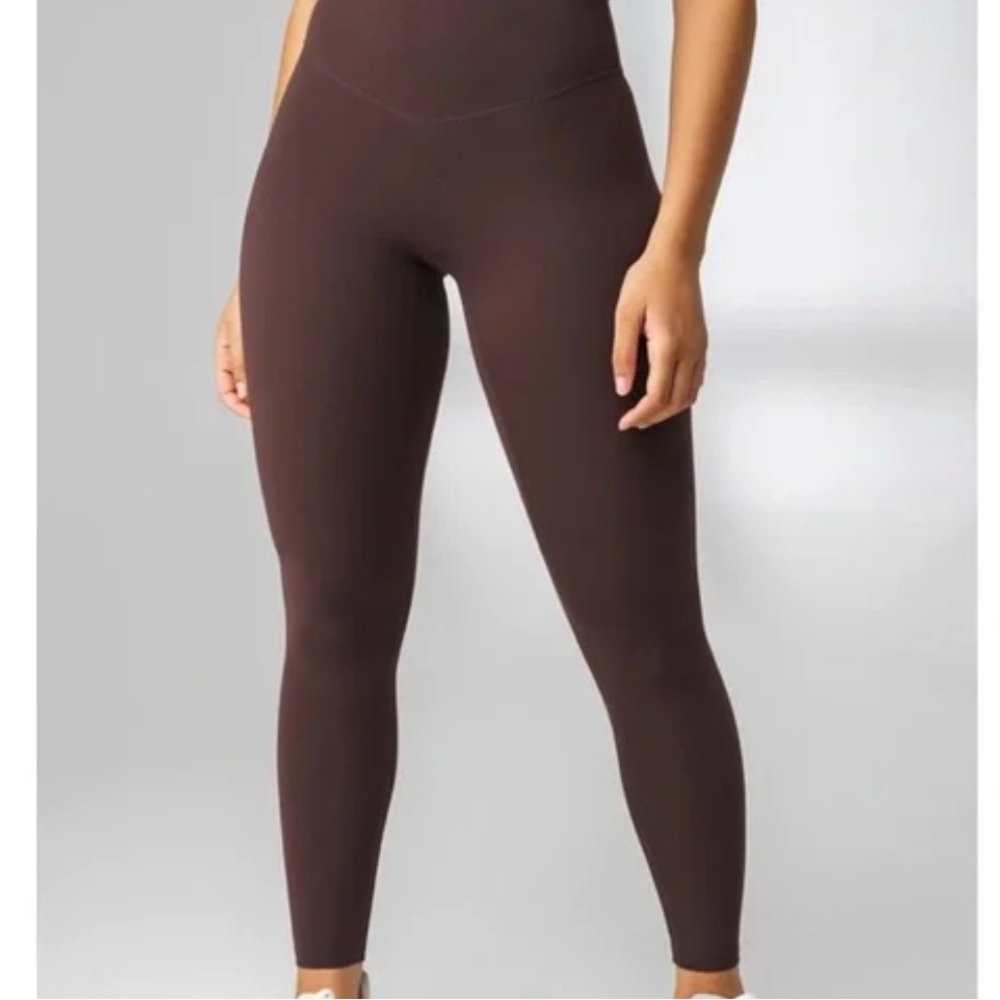NIB Balance Athletics Cloud leggings Obsidian Medium